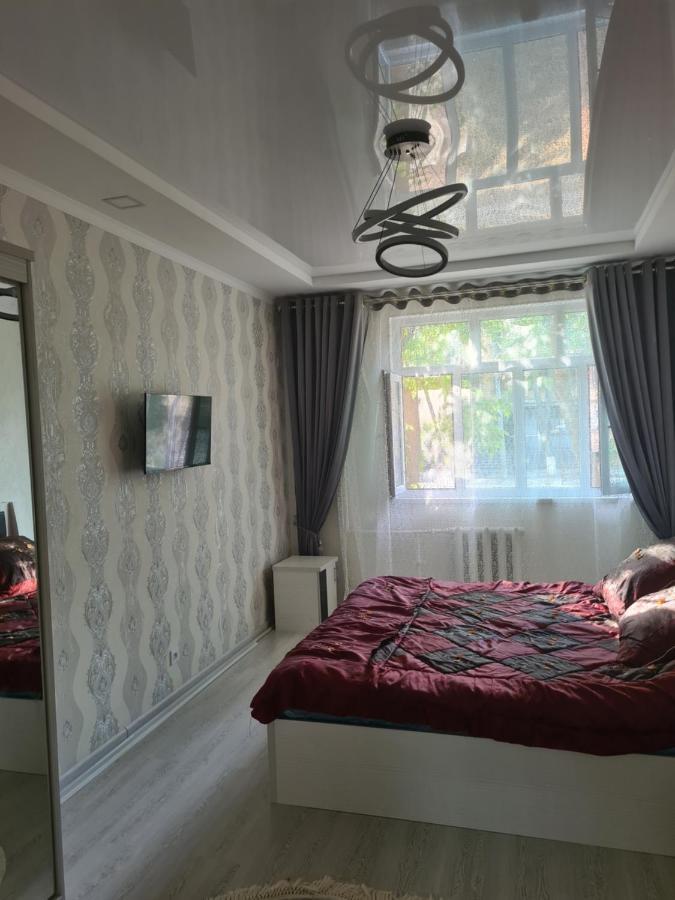 2-Х Комнатная Квартира Tachkent Extérieur photo