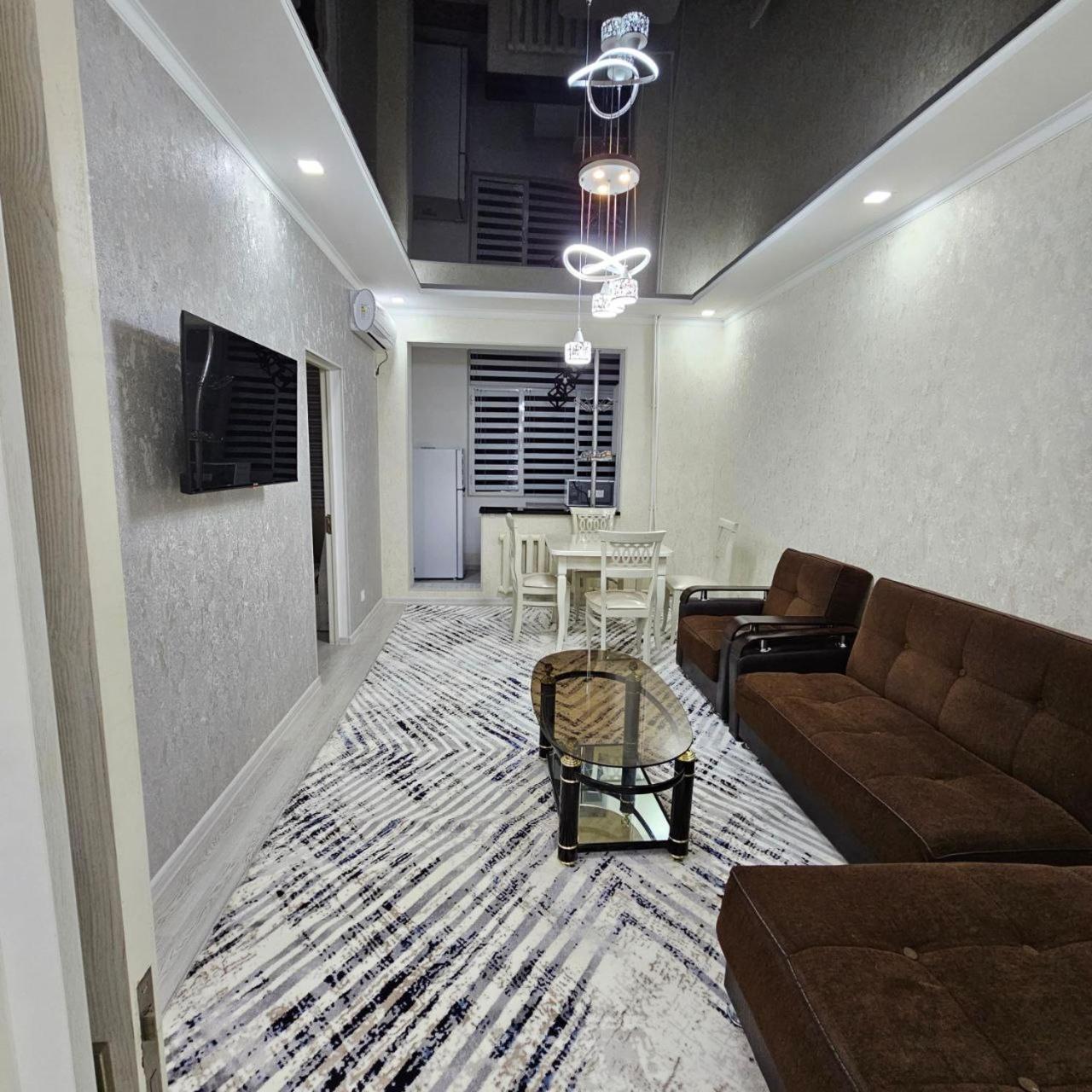 2-Х Комнатная Квартира Tachkent Extérieur photo